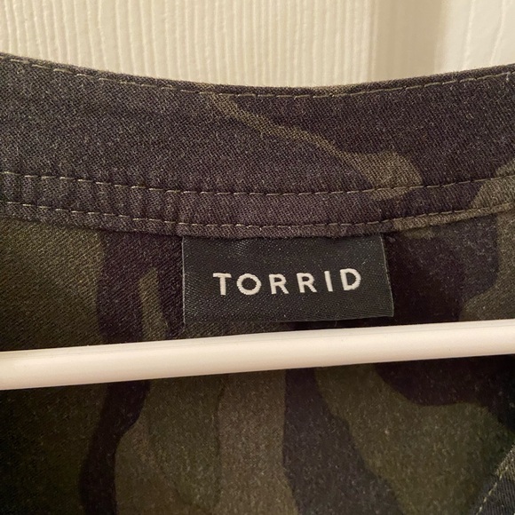 Torrid Camo Shirt - Picture 2 of 4